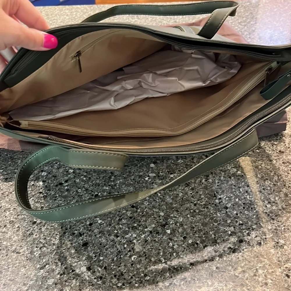 Never Used Ivy & Fig Tote - Picture 5 of 6